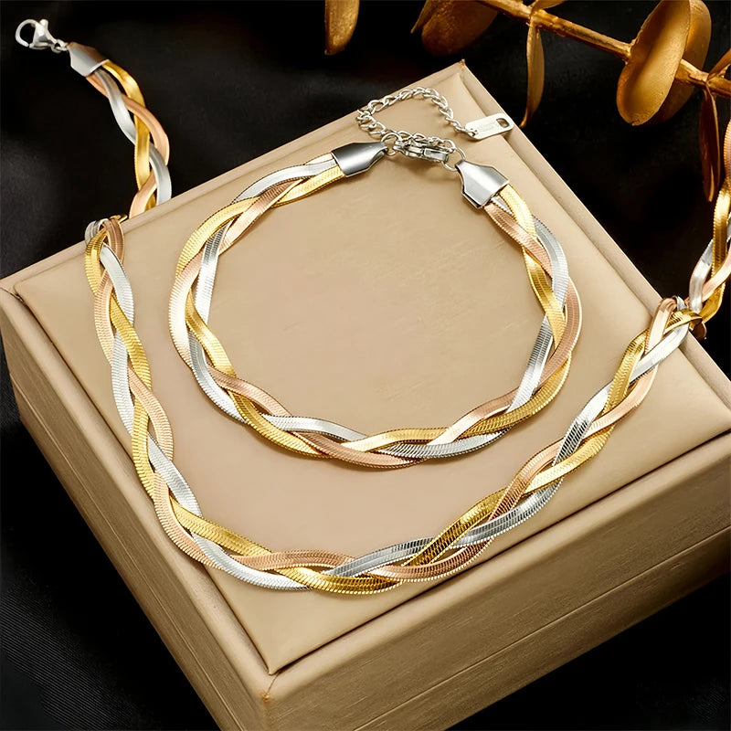 Chromatic Links