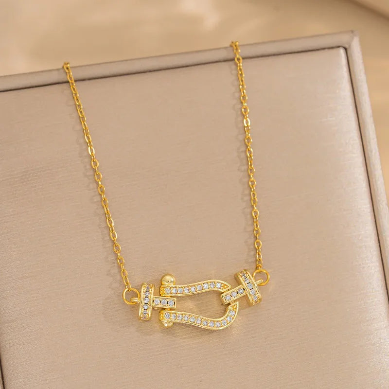 Horseshoe Love Complete Jewelry Set – Daily Elegance