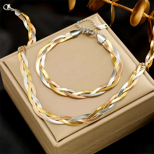 Chromatic Links