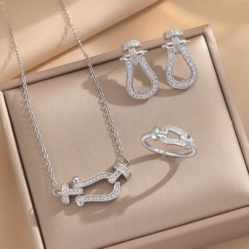 Horseshoe Love Complete Jewelry Set – Daily Elegance